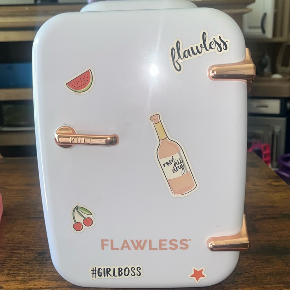 Fridge for skin care